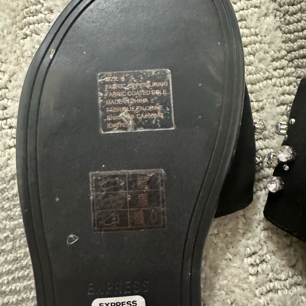 Express Pearl slide sandals - Picture 5 of 5